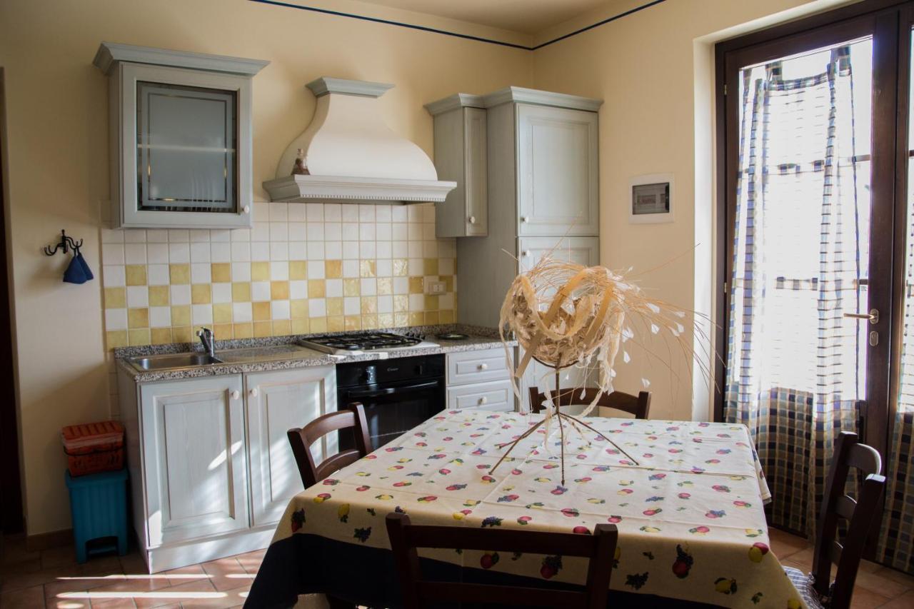 Room In Farmhouse - Apartment In Farmhouse Casolare Dei Fiori Chiesina Uzzanese Eksteriør billede